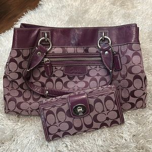 Coach purse and matching wallet